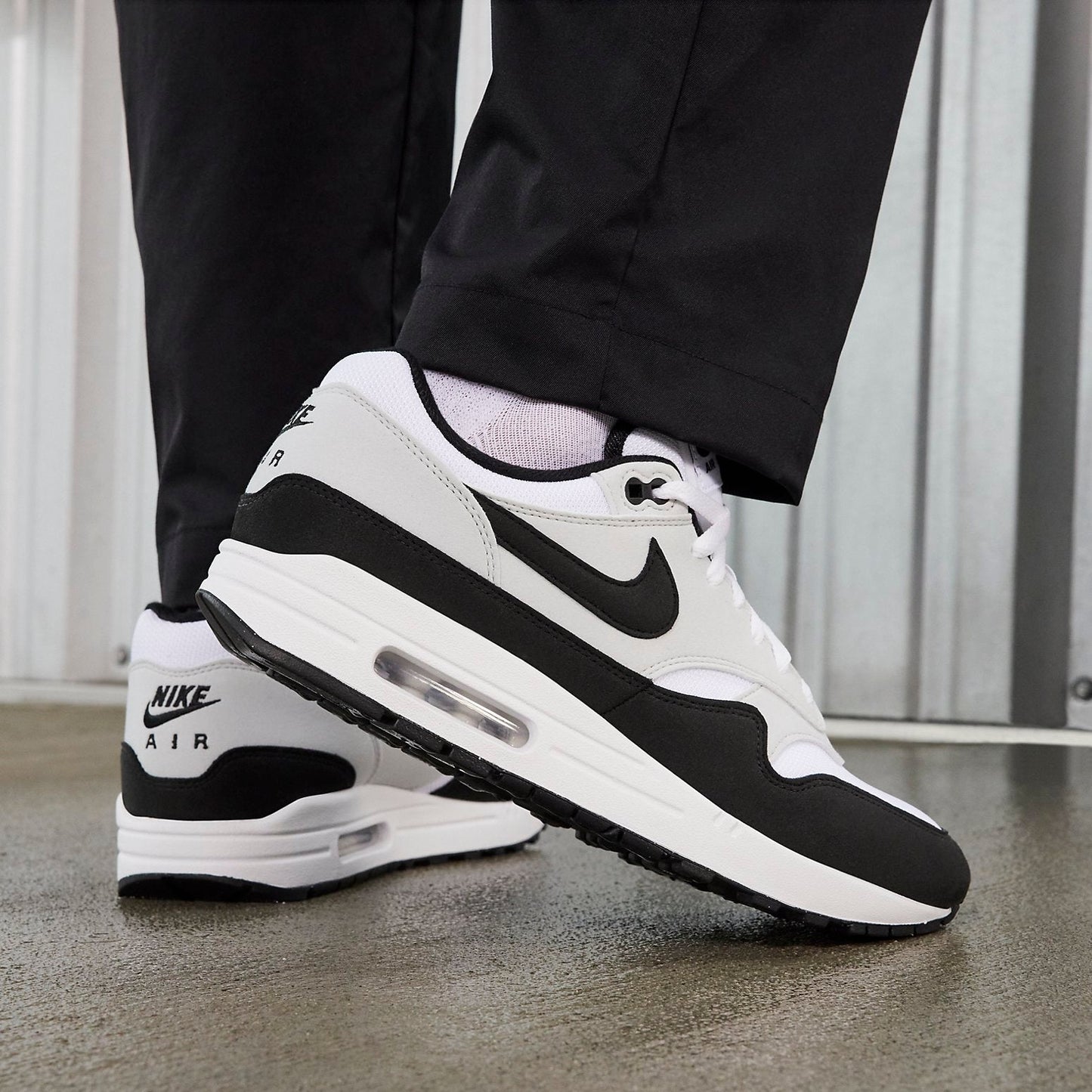NikeAir Max 1 'White Black'