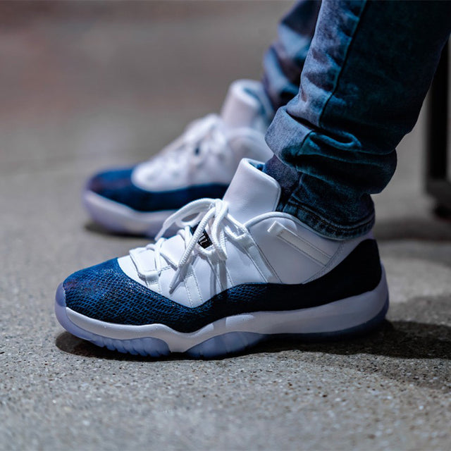 Air Jordan11 Retro Low 'Navy Snakeskin'