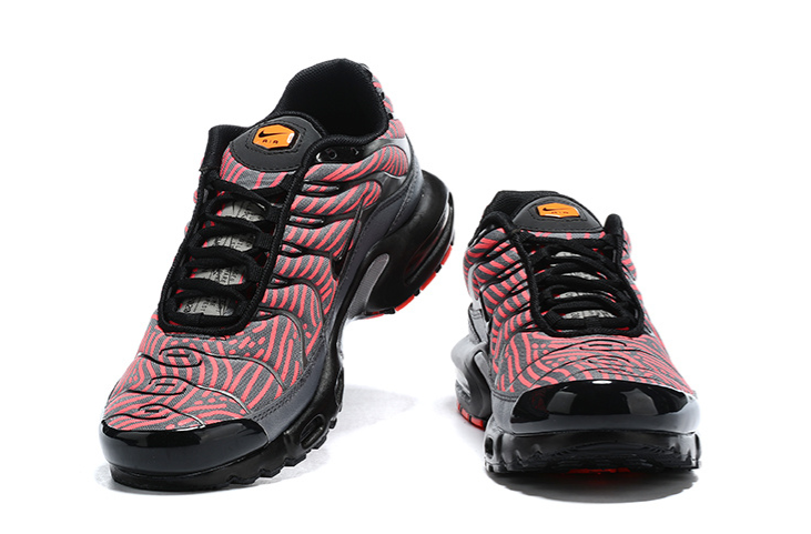 Nike Air Max Plus Euro Tour Red