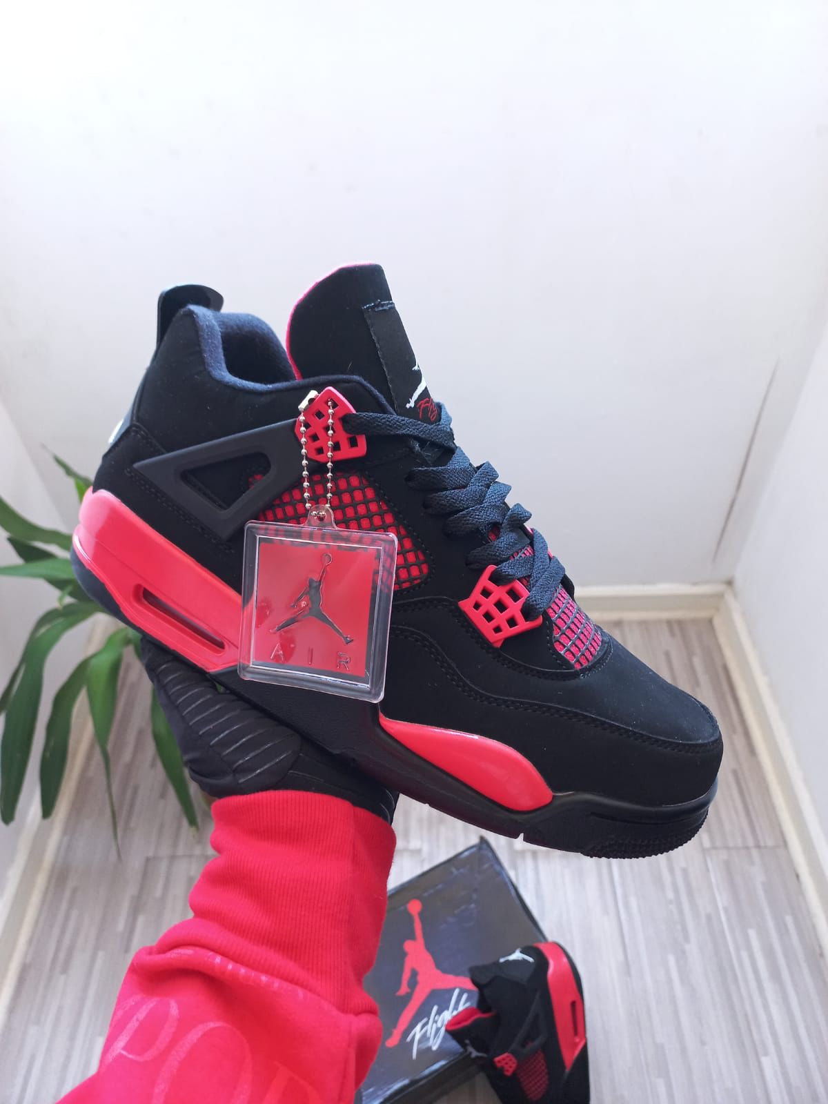 Air Jordan 4 Retro 'Midnight Navy' – Dripping