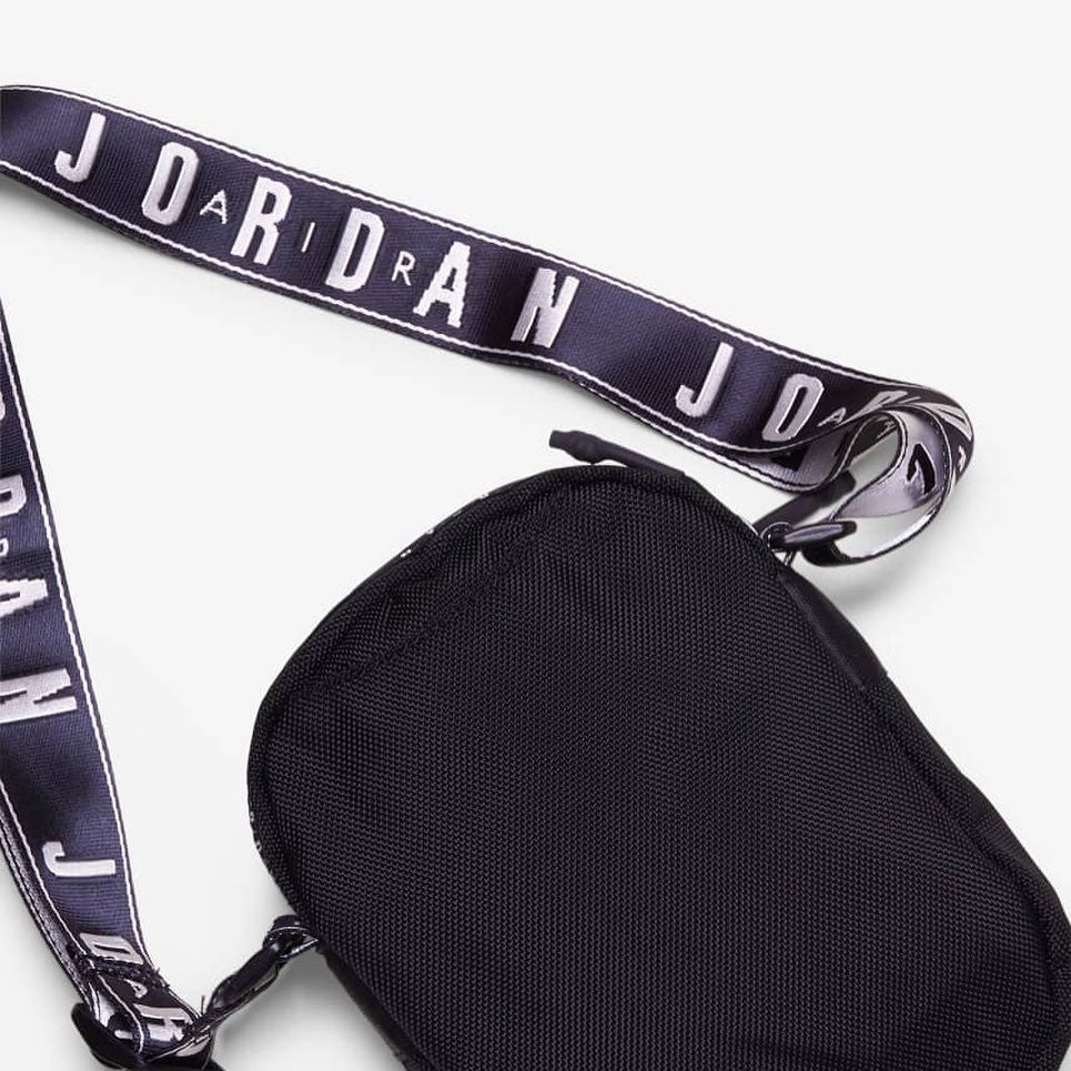 Shoulderbag Jordan 2 colores